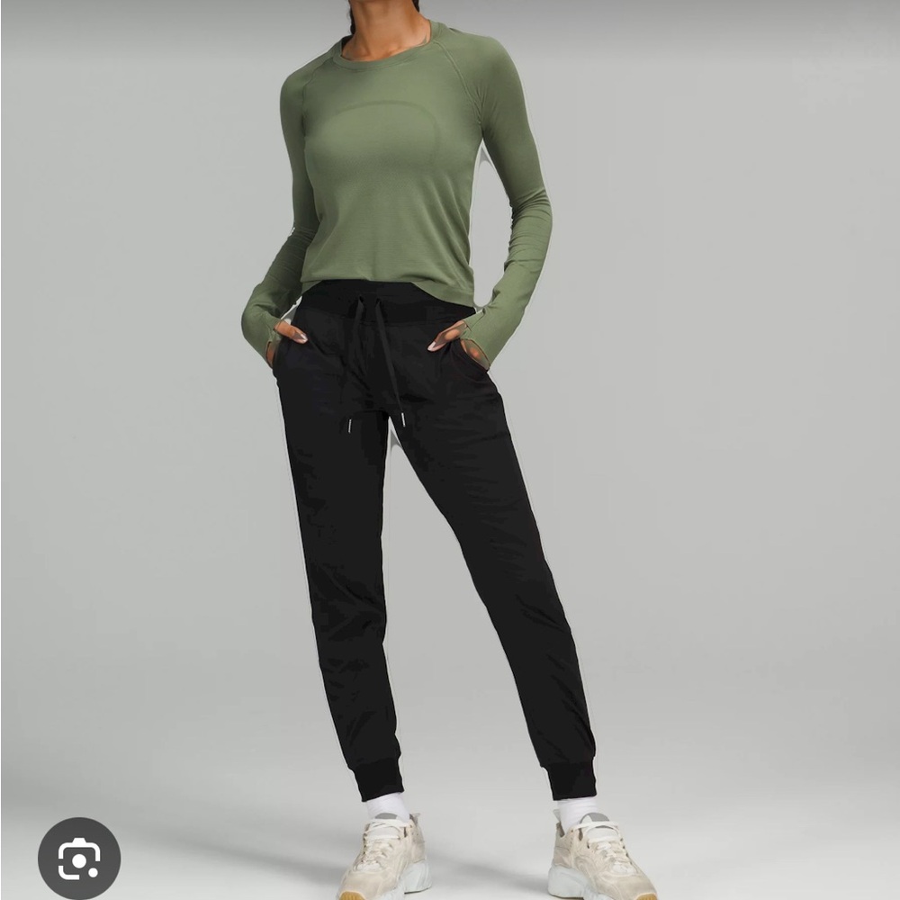 Lululemon Black Dance Studio Joggers (Full-Length)